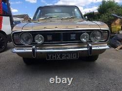 Ford Cortina Mk2 1600e<br/><br/>
Translation in French: Ford Cortina Mk2 1600e