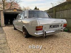 Ford Cortina mk2 série un, resto mod, carrosserie entièrement d'origine, belle patine